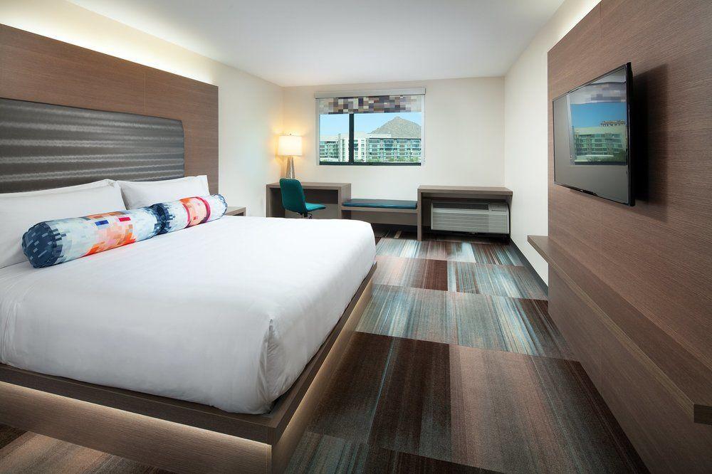 Aloft Scottsdale Hotel Exterior photo